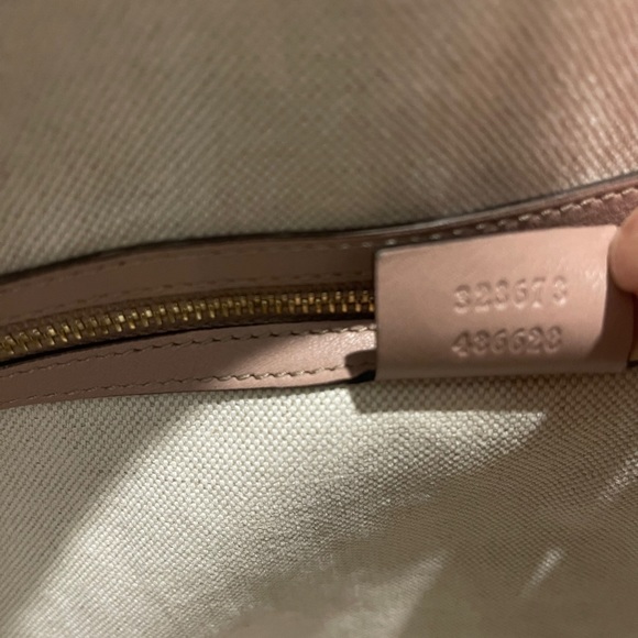 Gucci Handbag - Picture 6 of 6